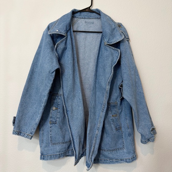 Forever 21 Jackets & Blazers - Forever 21 Premium Denim Jacket Women XL Blue Good Asymmetrical Utility Boxy